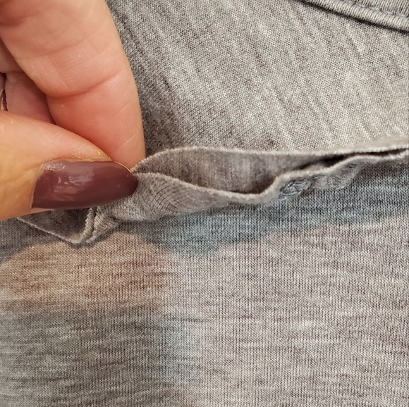 Suzanne Betro Raw Edge Ruffle Top - Picture 5 of 6